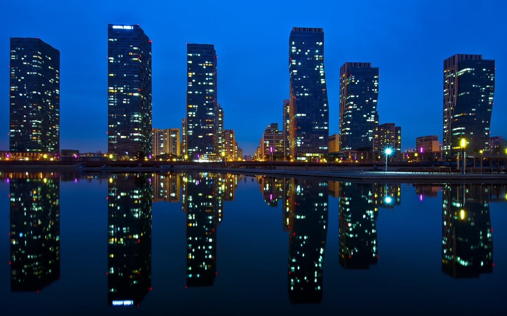 女篮国手海外高光表现激励更多年轻女孩投身篮球,女子篮球高手